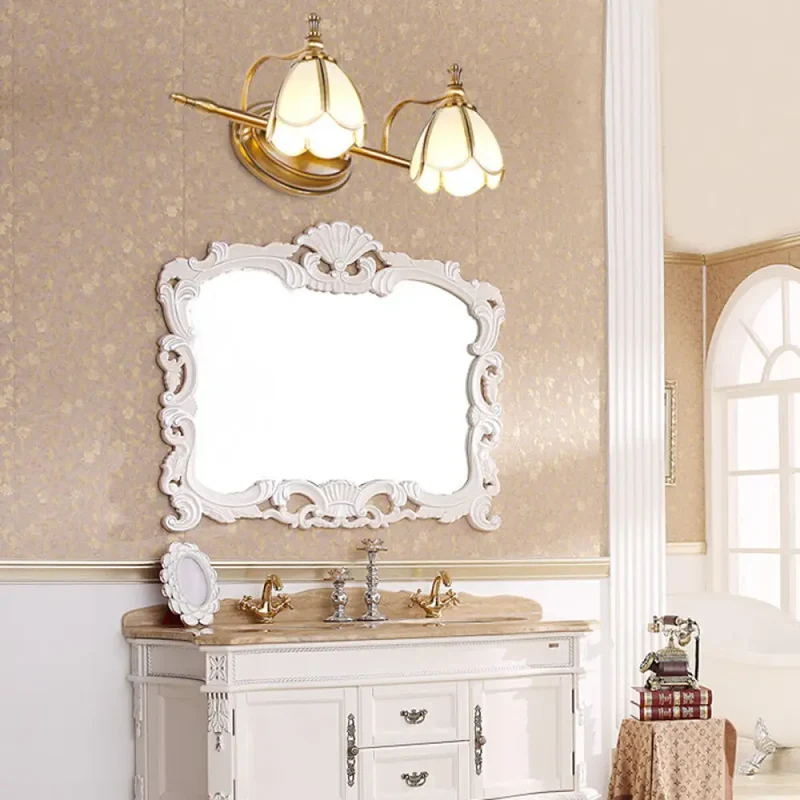 Wandlamp Messing met Opaalwit Glas – Vintage Badkamerlamp 3 Lichtpunten Schelpmotief Wandverlichting E26/E27 Klassieke Stijl | Sansoti