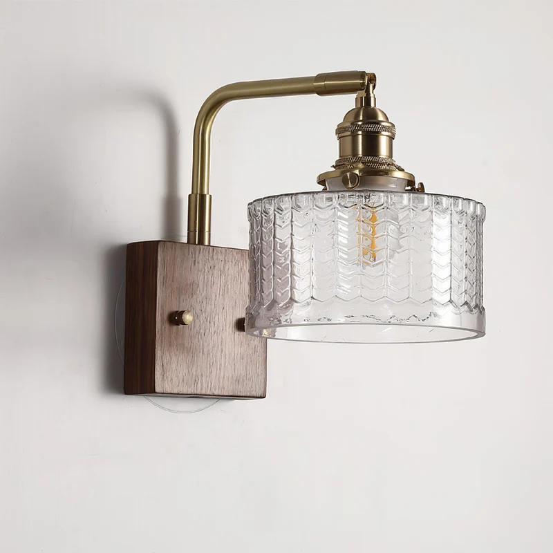 Elegante Wandlamp Groen met Houten Basis & Glazen Kap – Uniek Schubbenmotief voor Sfeervolle Verlichting | Sansoti