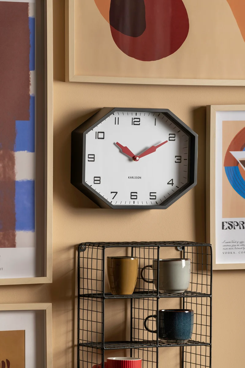 Karlsson Modern Factory Octagon KA6067BK Wecker Schwarz • Geräuschloses Sweep-Uhrwerk • Retro Oktagon-Design