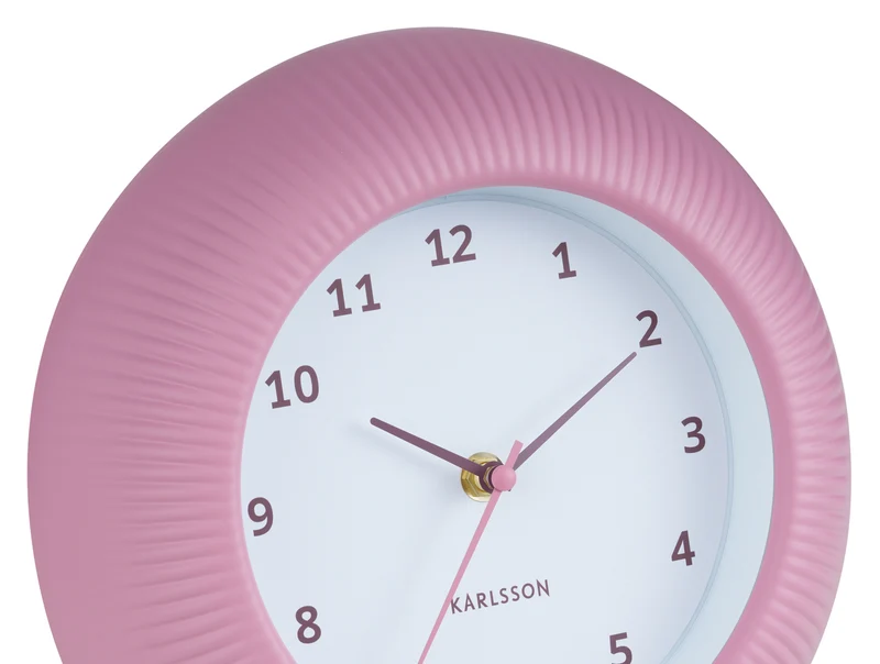 Karlsson Tender Rib KA6048PI Wanduhr Rosé • Sweep-Uhrwerk • Geripptes Zifferblatt-Relief