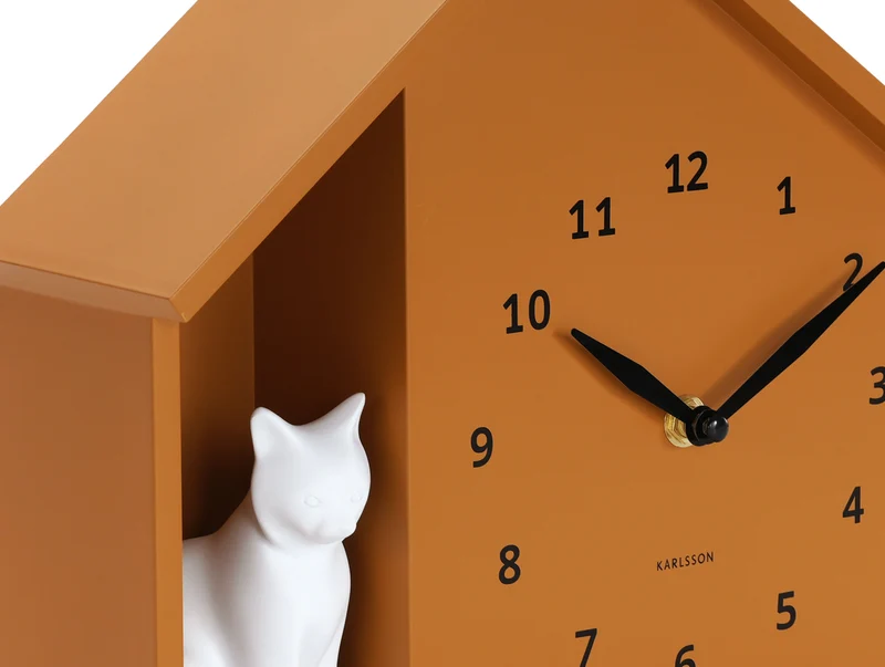 Karlsson Sitting Cat KA6099YE Wanduhr Ockrgelb • Geräuschloses Sweep-Uhrwerk • Katzen-Figurendesign