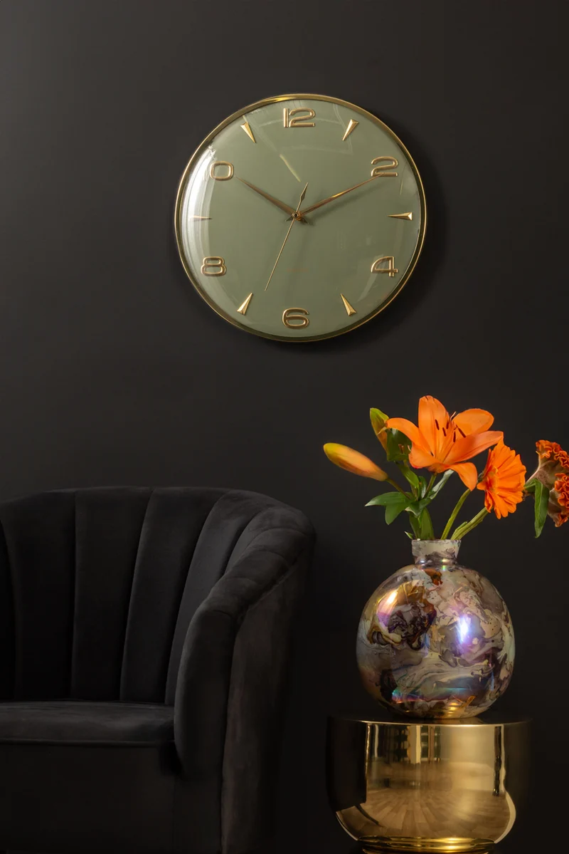 Karlsson Sienna Glow KA6017GR Wanduhr Dschungelgrün • Goldene Zeiger & Indizes • Konvexe Linse