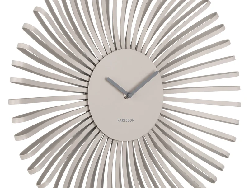 Karlsson Polo KA6075WG Wanduhr Warmgrau • Geräuschloses Sweep-Uhrwerk • 3D-Rillendesign
