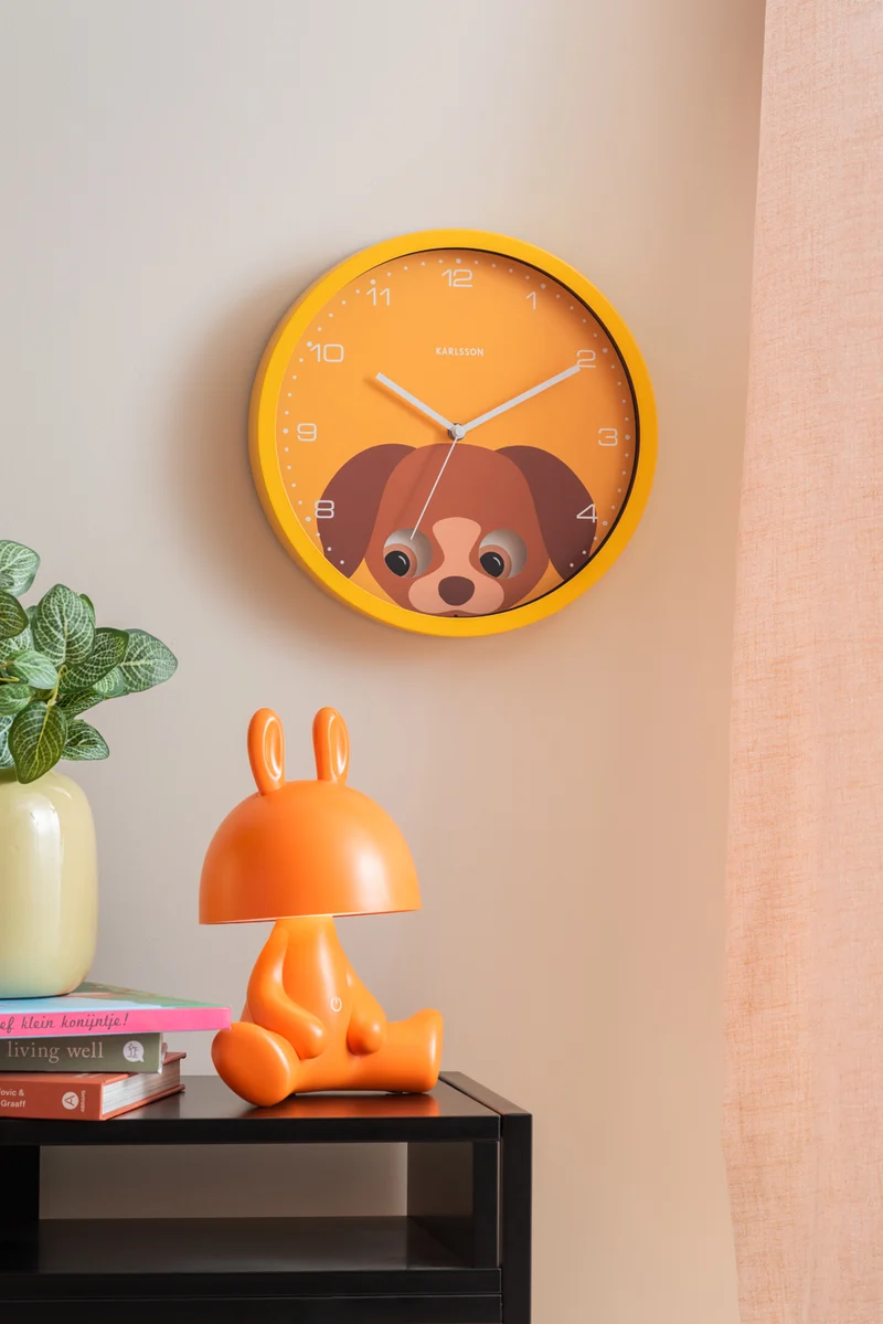 Karlsson Peekaboo Dog KA5997YE Wanduhr Gelb • Bewegende Augen • Kinderzimmer-Design