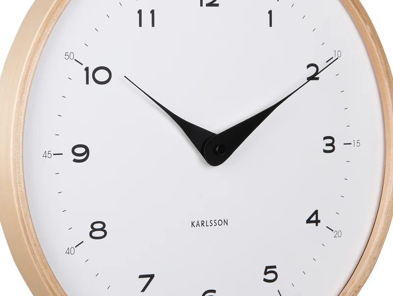 Karlsson Osado Dome KA5995WH Wanduhr Weiß • Sweep-Uhrwerk • 12/24-Stunden-Anzeige