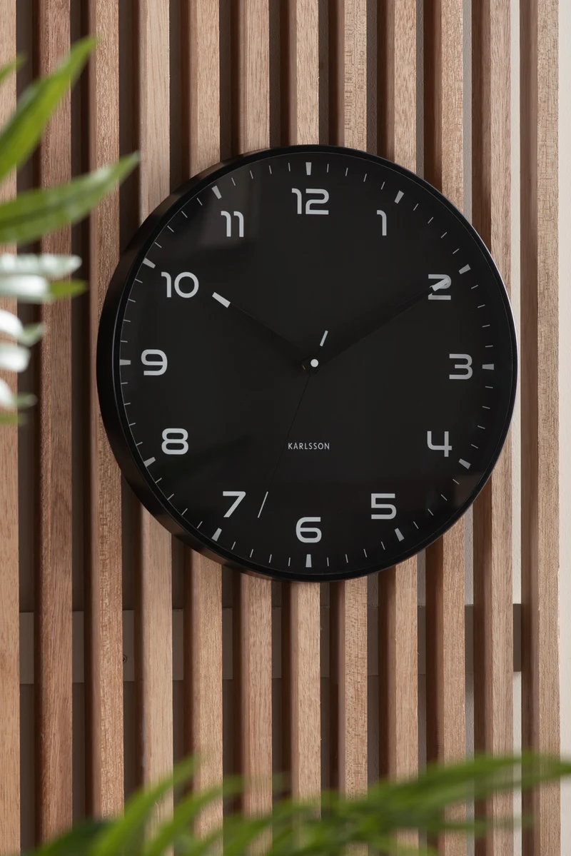 Karlsson Orgullo KA6053BK Wanduhr Schwarz • Geräuschloses Sweep-Uhrwerk • Minimalistisches Design