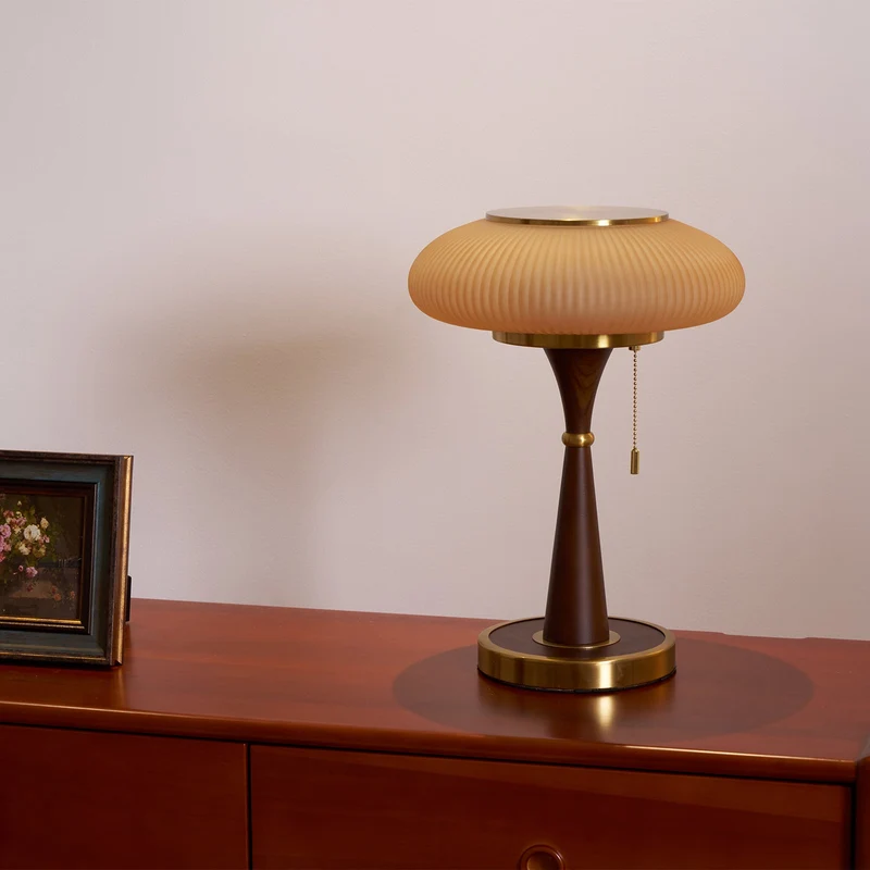 Tafellamp met Paddenstoelkap – Vintage Designverlichting voor Bureaus en Nachtkastjes | Sansoti