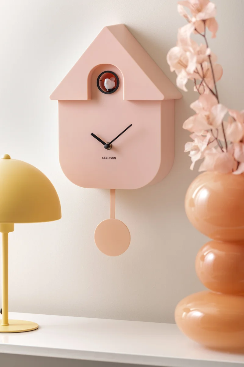 Karlsson Modern Cuckoo KA5768LP Wanduhr Rosa • Kuckucksruf zur vollen Stunde • Pendel mit Nachtabschaltung