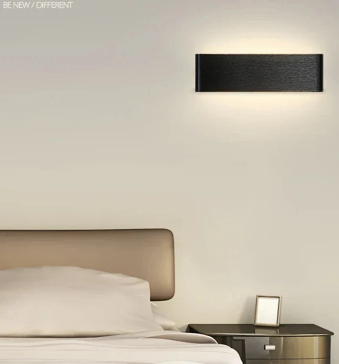 Ultra-dunne design wandlamp APHRODITE — moderne aluminium LED-wandverlichting met acryl kap | Sansoti