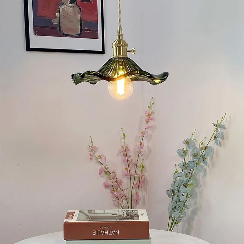 Selene Glazen Hanglamp – Hibiscusbloem Design Messing Glas – Hangende Verlichting Eetkamer Woonkamer Slaapkamer – E27 Fitting 23-33cm | Sansoti