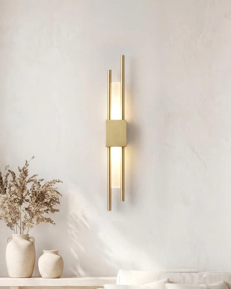 Scandinavische Minimalistische Wandlamp – Modern Verticaal Design met Gerichte LED-Verlichting – Zwart Goud | Sansoti