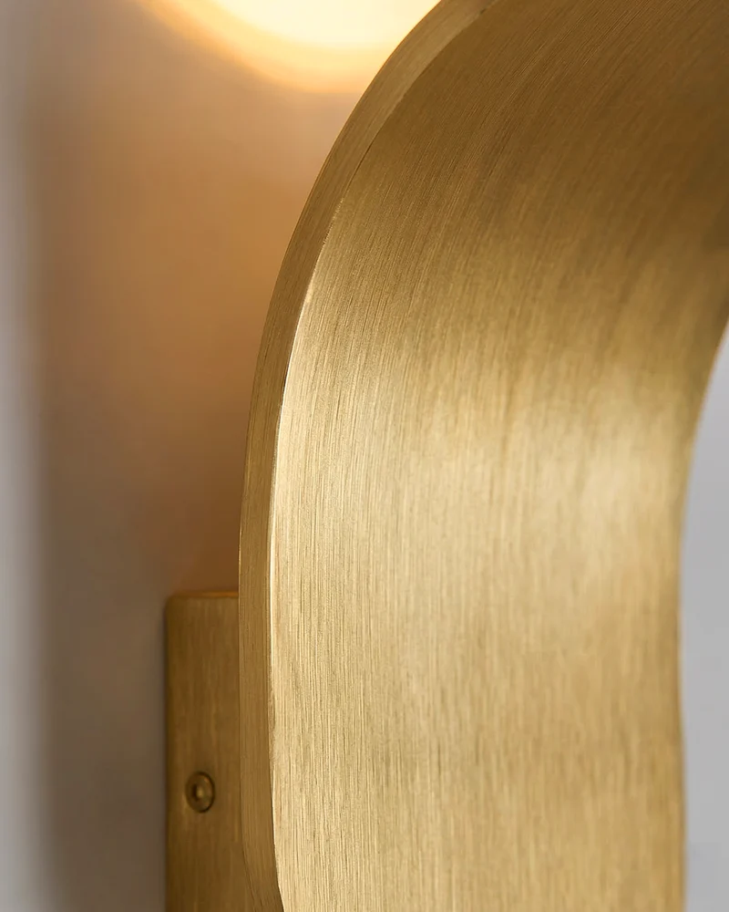Gebogen Wandlamp Modern Minimalistisch Design Geborstelde Afwerking Diffuus Licht Decoratieve Wandverlichting voor Gang Slaapkamer Woonkamer | Sansoti