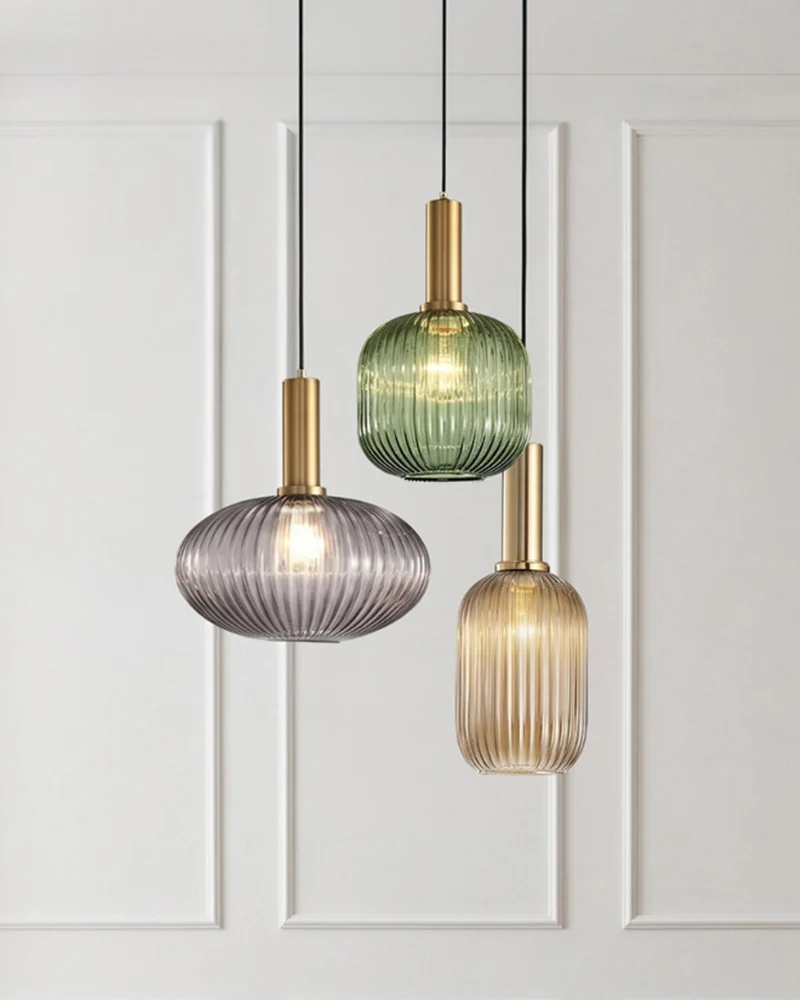 CLYDE Moderne Hanglamp met Gekleurde Glazen Kap – Scandinavisch Design voor Woonkamer & Eetkamer – E27 Fitting | Sansoti
