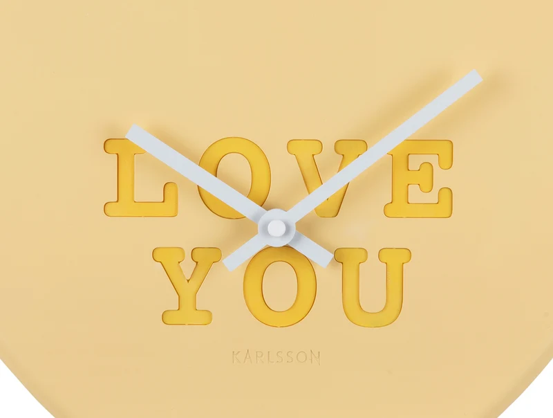 Karlsson Heart Candy KA5985LY Wanduhr Weiches Gelb • Herzförmiges Design • Iris Dijkers