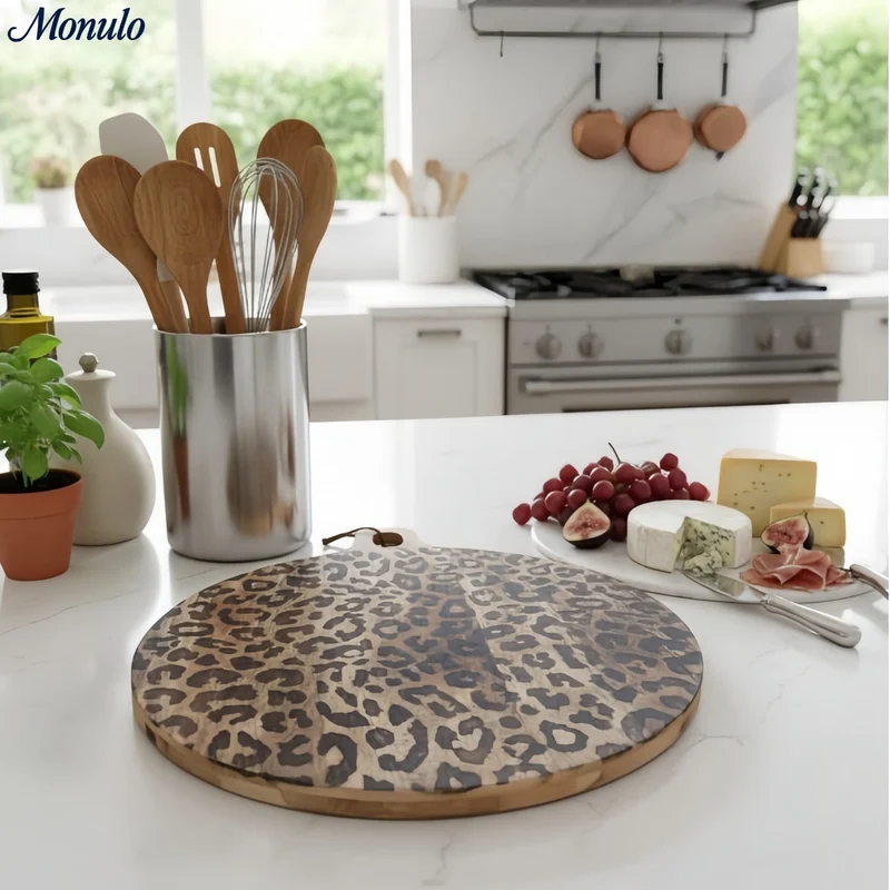 Houten Serveerplank Sapelehout Rond en Vierkant Scandinavisch Design voor Keuken en Tafel | Sansoti