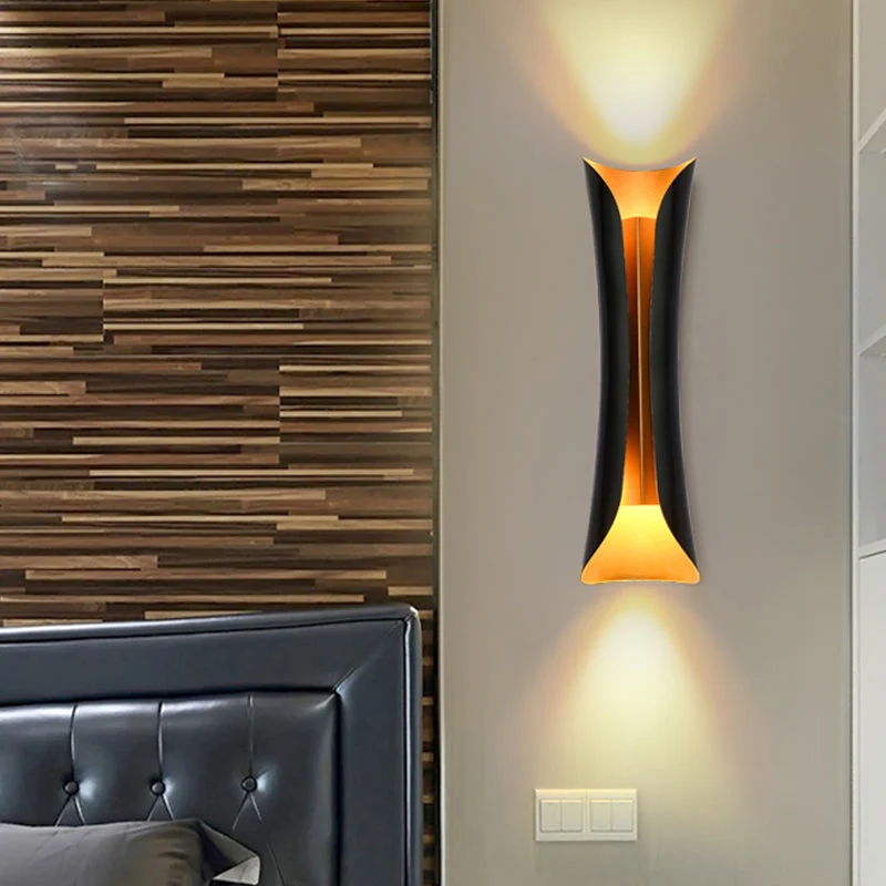 Moderne Wandlamp Zwart Metaal 2 Lichtpunten Gebogen Ontwerp 33cm 53cm 76cm | Sansoti