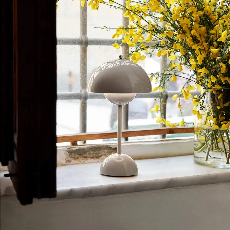 Draadloze Tafellamp met Geïntegreerde LED Accu — Dimbaar 3000K-6000K | Icoon Scandinavisch Design | Sansoti