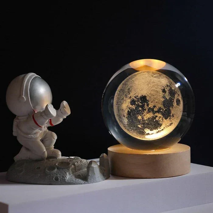 3D Verlichte Glazen Bol met Ruimtemotieven – Decoratieve Sfeerverlichting met LED | Sansoti