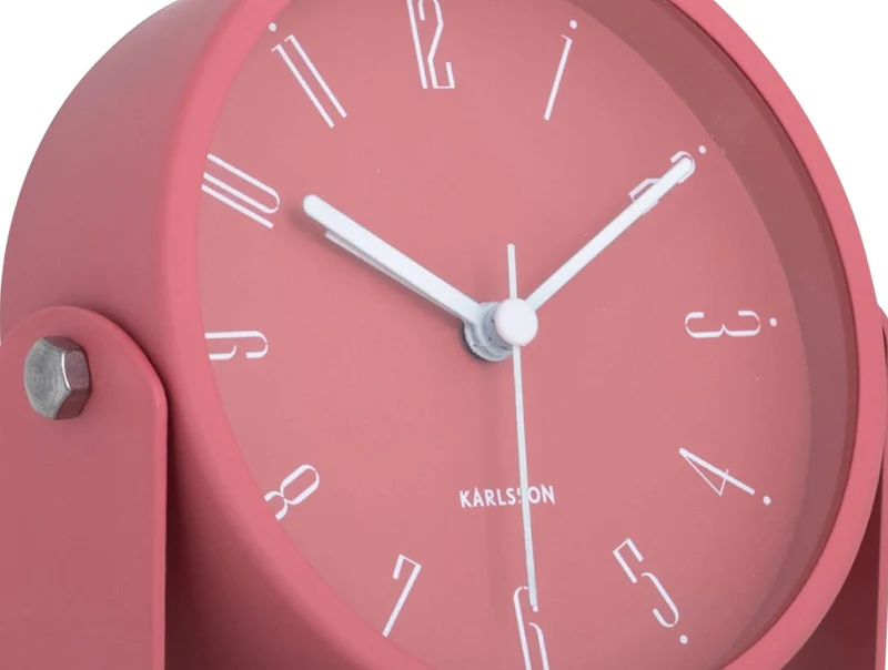 Karlsson Regal Numbers KA5989RD Wecker Blushrot • Lichtfunktion • Elegantes Eisengehäuse