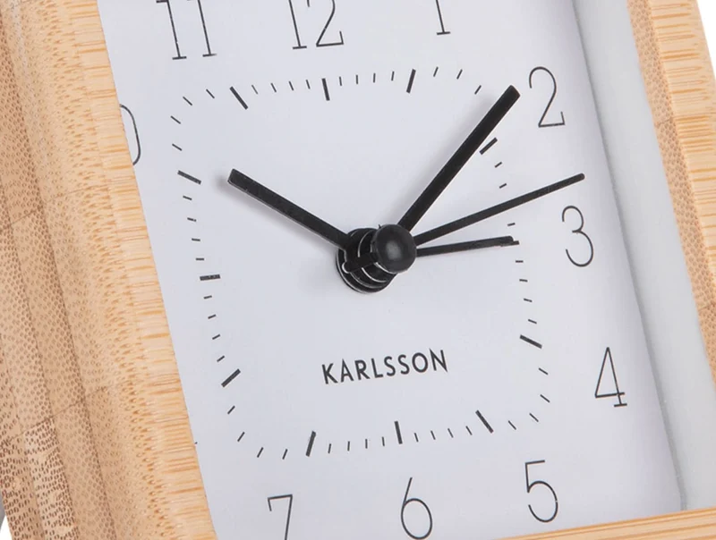 Karlsson Neat Square KA5924WH Wecker Weiß • Sweep-Uhrwerk • Bambus-Gehäuse