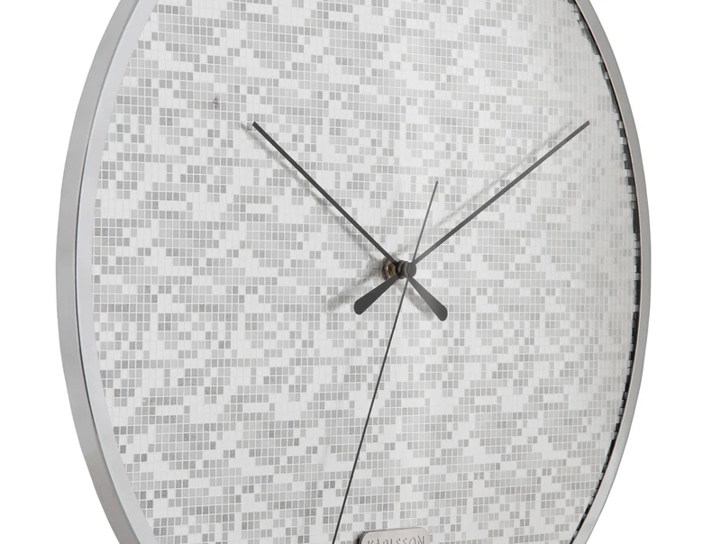 Karlsson Disco KA6005SI Wanduhr Silber • Disco-Kugel-Design • Geräuschloses Sweep-Uhrwerk