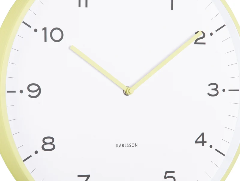 Karlsson Circus Rings KA6011GR Wanduhr Matchagrün • Geräuschloses Sweep-Uhrwerk • Eisen-Ringdesign
