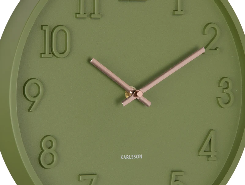 Karlsson Calma KA6041GR Wanduhr Armeegrün • Geräuschloses Sweep-Uhrwerk • Skandinavisches Design