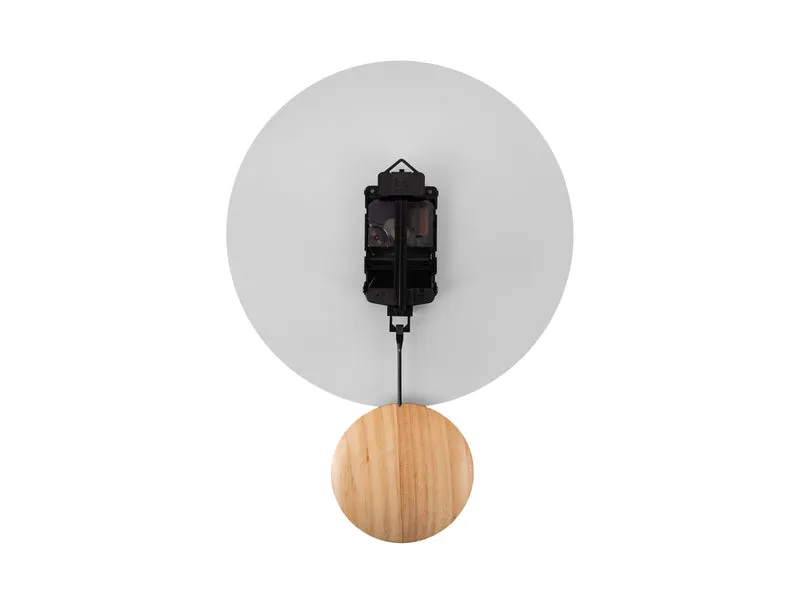 Karlsson Arlo KA5967WH Wanduhr Weiß • Holzpendel • Skandinavisches Design