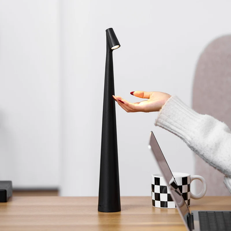 Oplaadbare Tafellamp Aluminium Dimbaar LED Touch Bedlamp Draadloos Design Kegelvormige Lampenkap Modern 45cm Acculamp | Sansoti
