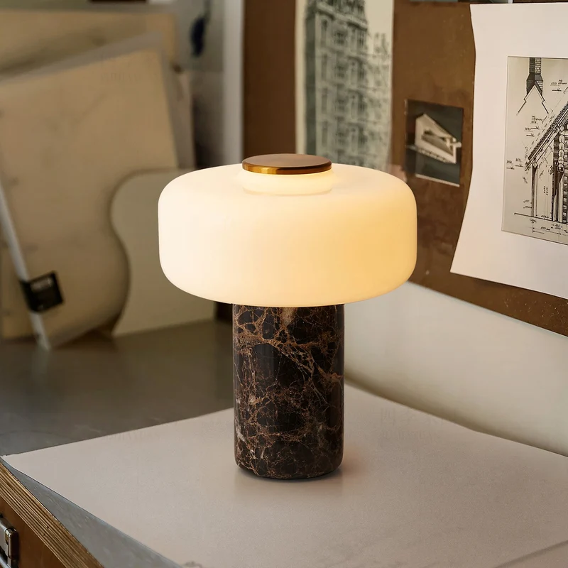 Oplaadbare Marmeren Tafellamp met Opaalglaskapje – Dimbaar Draadloos Sfeerlicht met Natuursteen Basis voor Woonkamer Slaapkamer Luxe Interieur | Sansoti