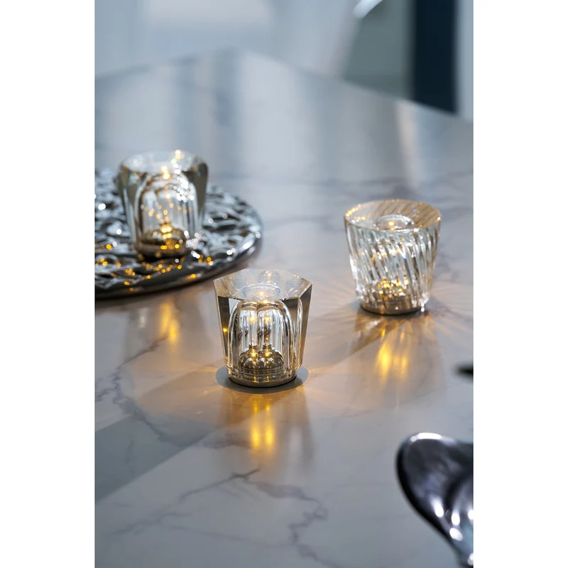 Diamant Kristal Tafellamp met Ingebouwde Accu – Draadloos & Dimbaar – Ø 8,2 cm × H 9 cm | Sansoti