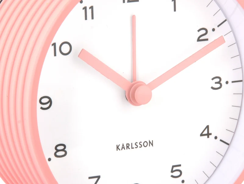 Karlsson Circus Rings KA6010PI Wecker Flamingopink • Geräuschloses Sweep-Uhrwerk • Lichtfunktion