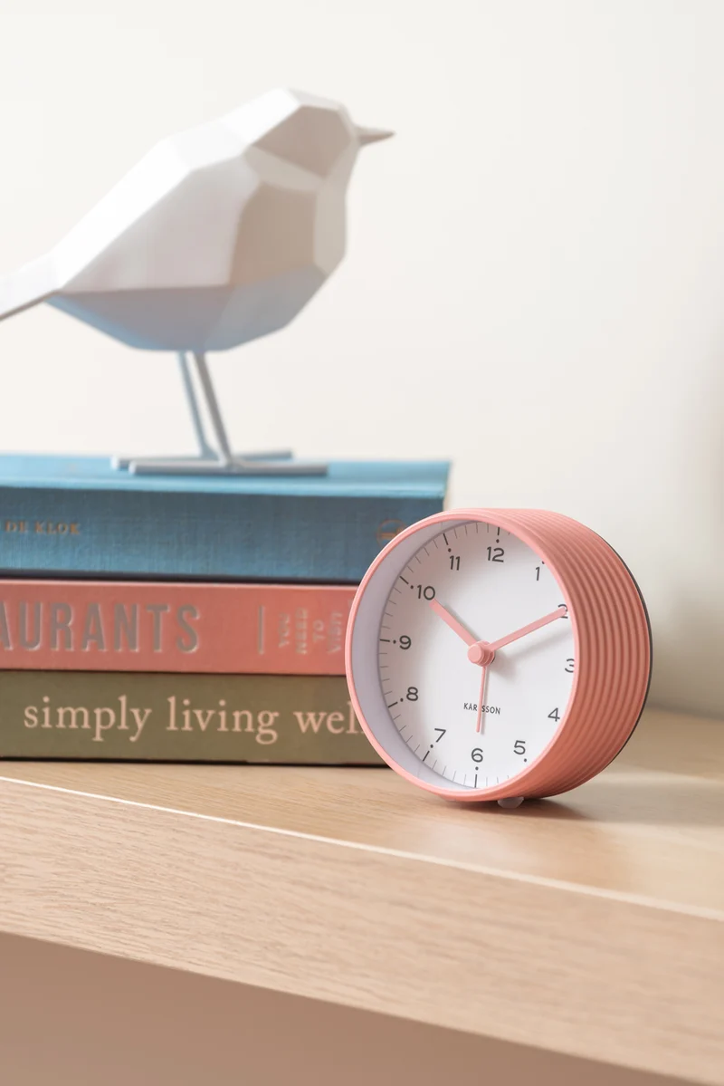 Karlsson Circus Rings KA6010PI Wecker Flamingopink • Geräuschloses Sweep-Uhrwerk • Lichtfunktion