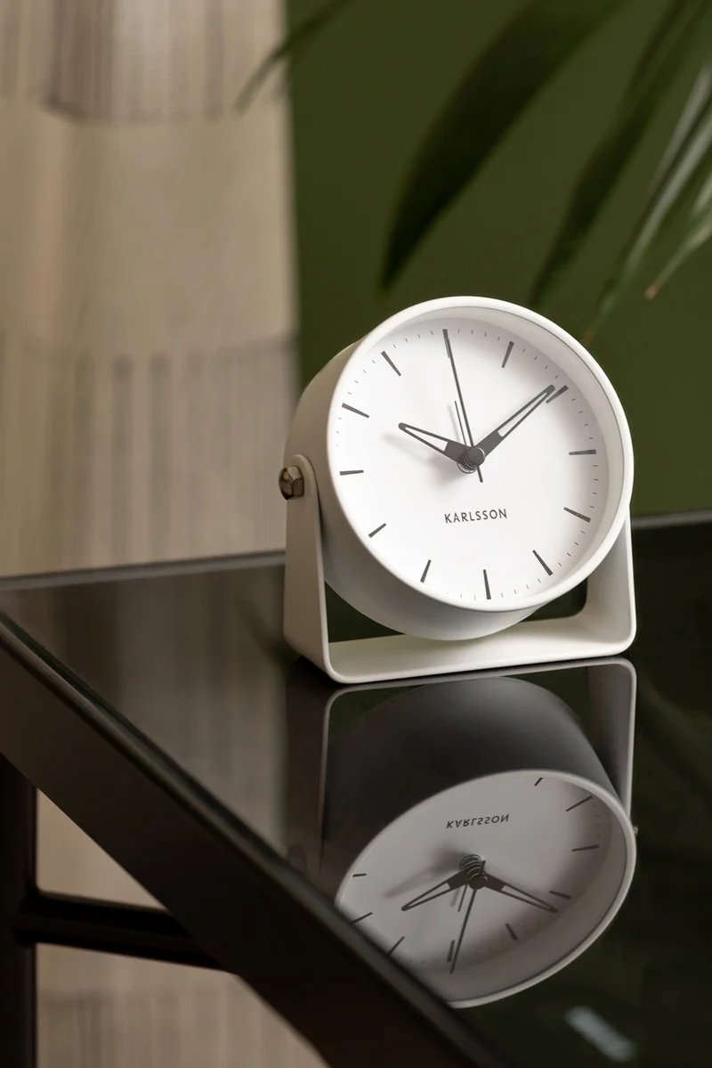 Karlsson Calm KA5937WH Wecker Weiß • Geräuschloses Sweep-Werk • Design Armando Breeveld