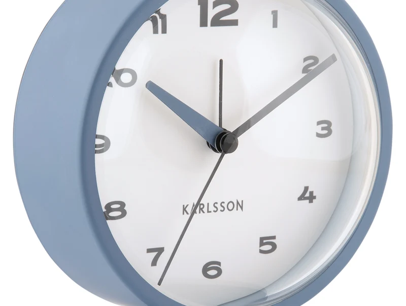 Karlsson Brisk Dome KA6027BL Wecker Klassikblau • Geräuschloses Sweep-Uhrwerk • Modernes Design