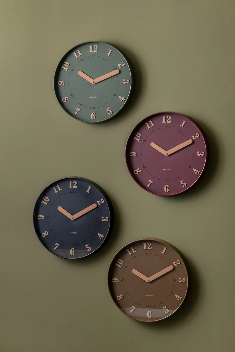 Karlsson Amena KA6083BK Wanduhr Schwarz • Geräuschloses Sweep-Uhrwerk • Holzoptik-Ziffern