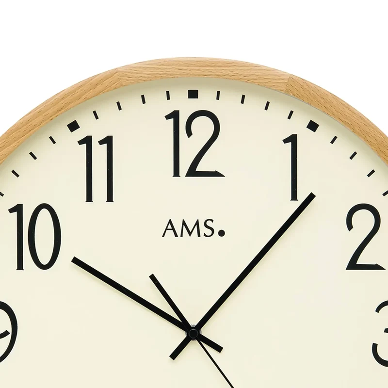 AMS Funk F5534 Wanduhr • Buche Massivholz • Präzises Funk-Uhrwerk