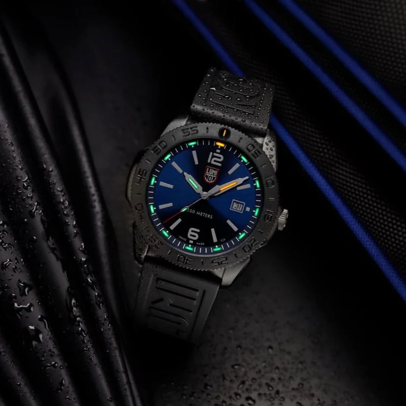 Luminox Pacific Diver XS.3123.B Herrenuhr • LLT Leuchtsystem • 200m Wasserdicht