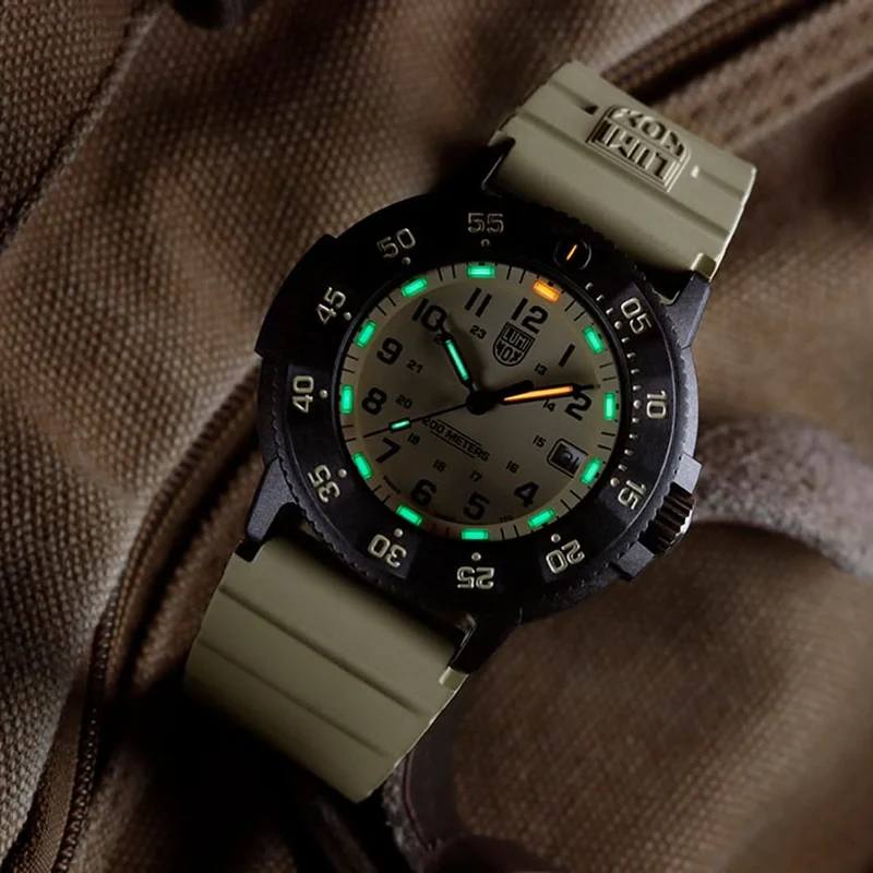 Luminox Navy SEAL XS.3010.EVO.S Herrenuhr • LLT • Carbonox