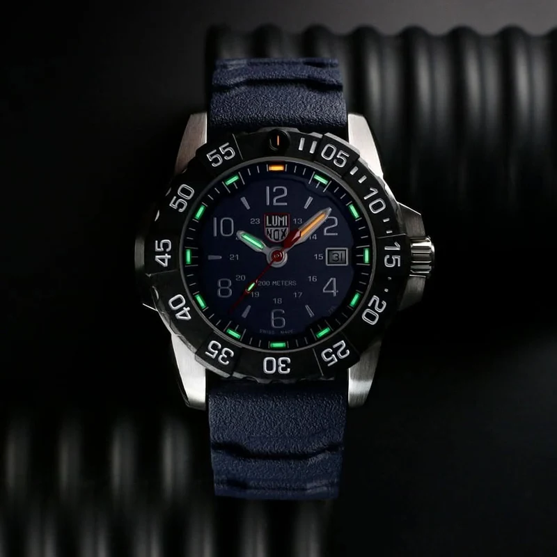 Luminox Navy SEAL Steel XS.3253.CB Herrenuhr • LLT-Beleuchtung • 200m Wasserdicht