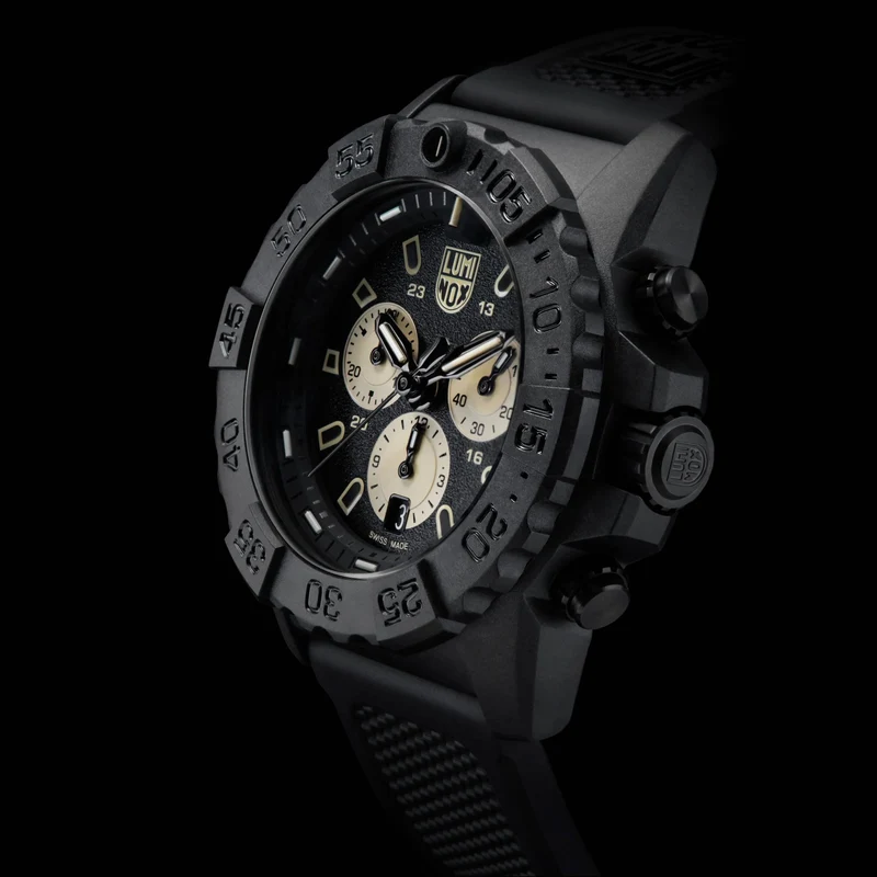 Luminox Navy SEAL Chronograph 3580 Series XS.3587 Herrenuhr • Carbonox • LLT Leuchtsystem