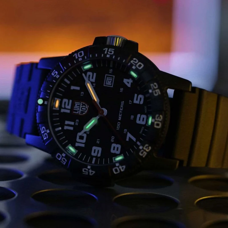 Luminox Leatherback Sea Turtle Giant XS.0321.L Herrenuhr • Carbonox™ • LLT System