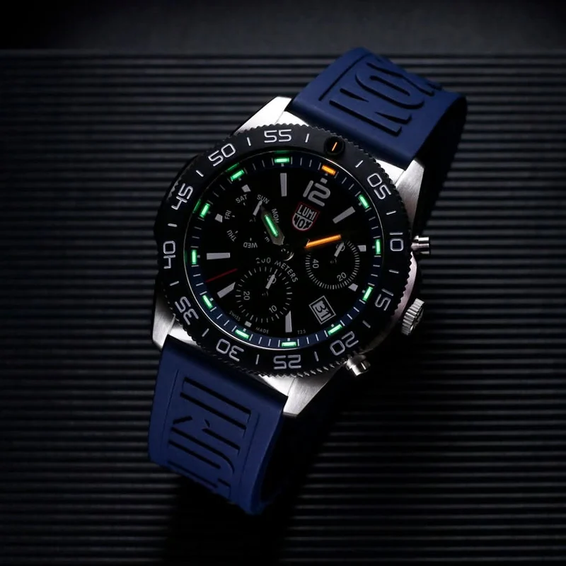 Luminox Pacific Diver XS.3143 Uhr • LLT • Swiss Made