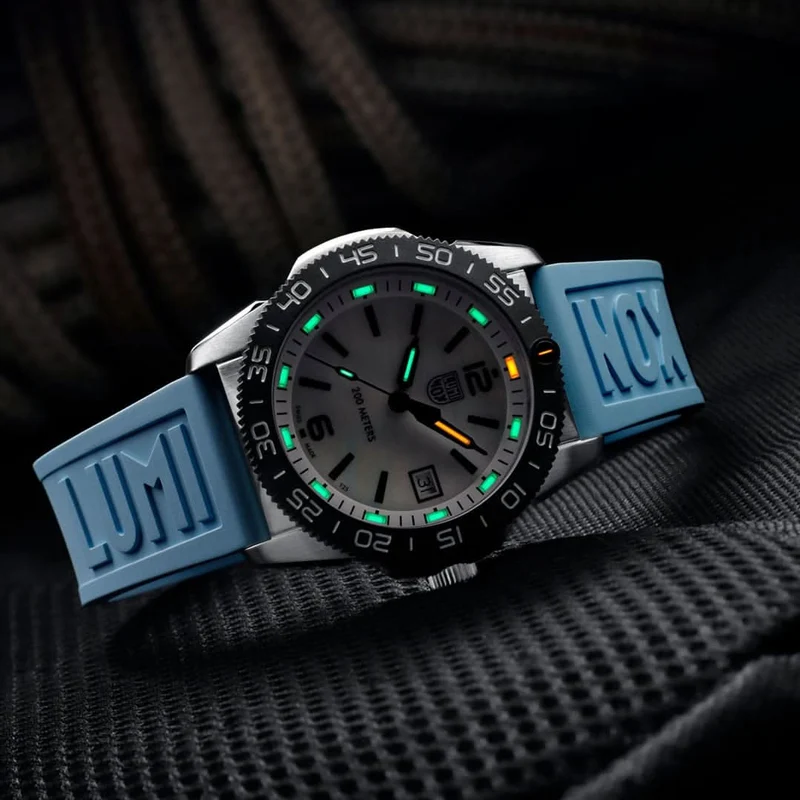 Luminox Pacific Diver XS.3124M Herrenuhr • LLT Leuchtsystem • 200m Wasserdicht
