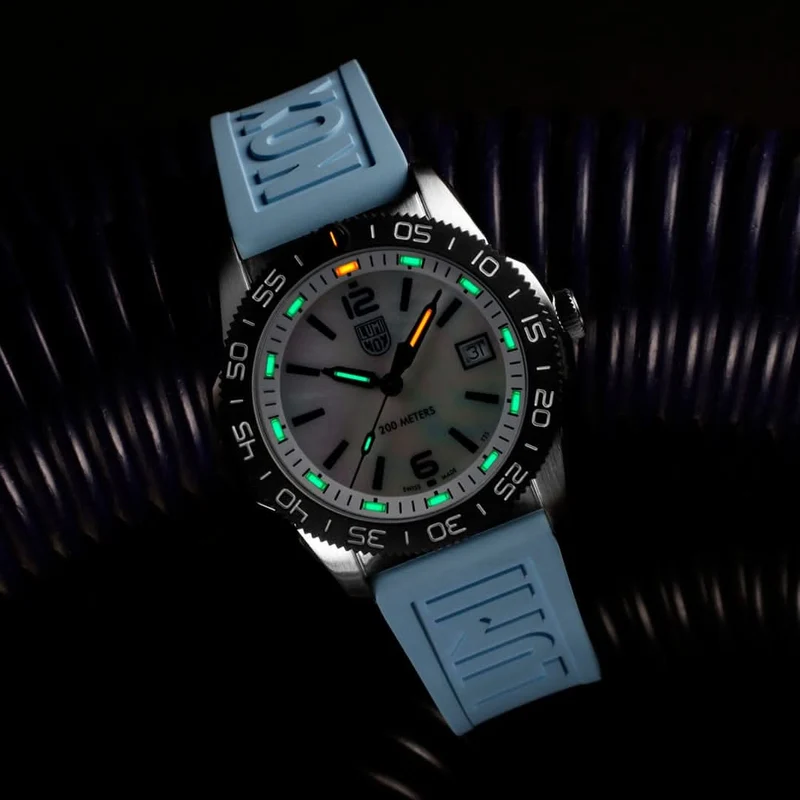 Luminox Pacific Diver XS.3124M Herrenuhr • LLT Leuchtsystem • 200m Wasserdicht