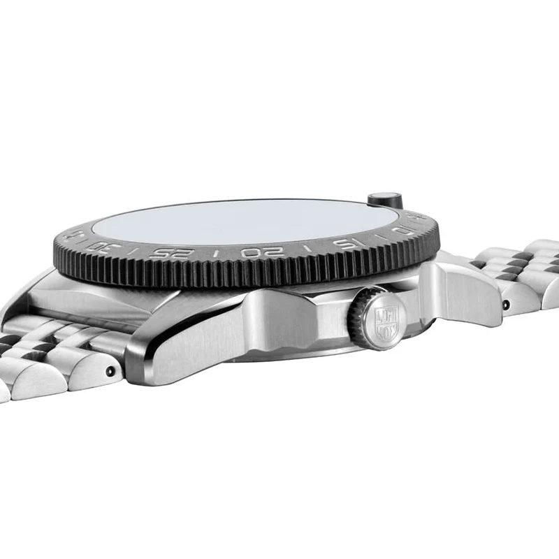 Luminox Pacific Diver XS.3122M.1 Herrenuhr • Tritium-Beleuchtung • 200m Wasserdicht