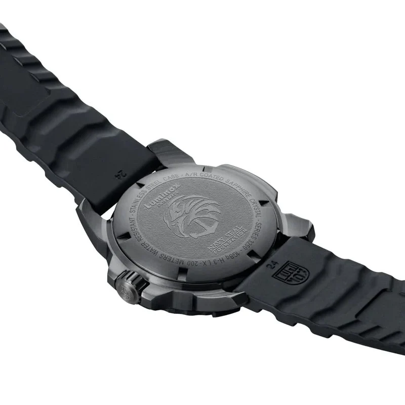 Luminox Navy SEAL Foundation XS.3251.CBNSF.SET Herrenuhr • Tritium Beleuchtung • Schweizer Präzision