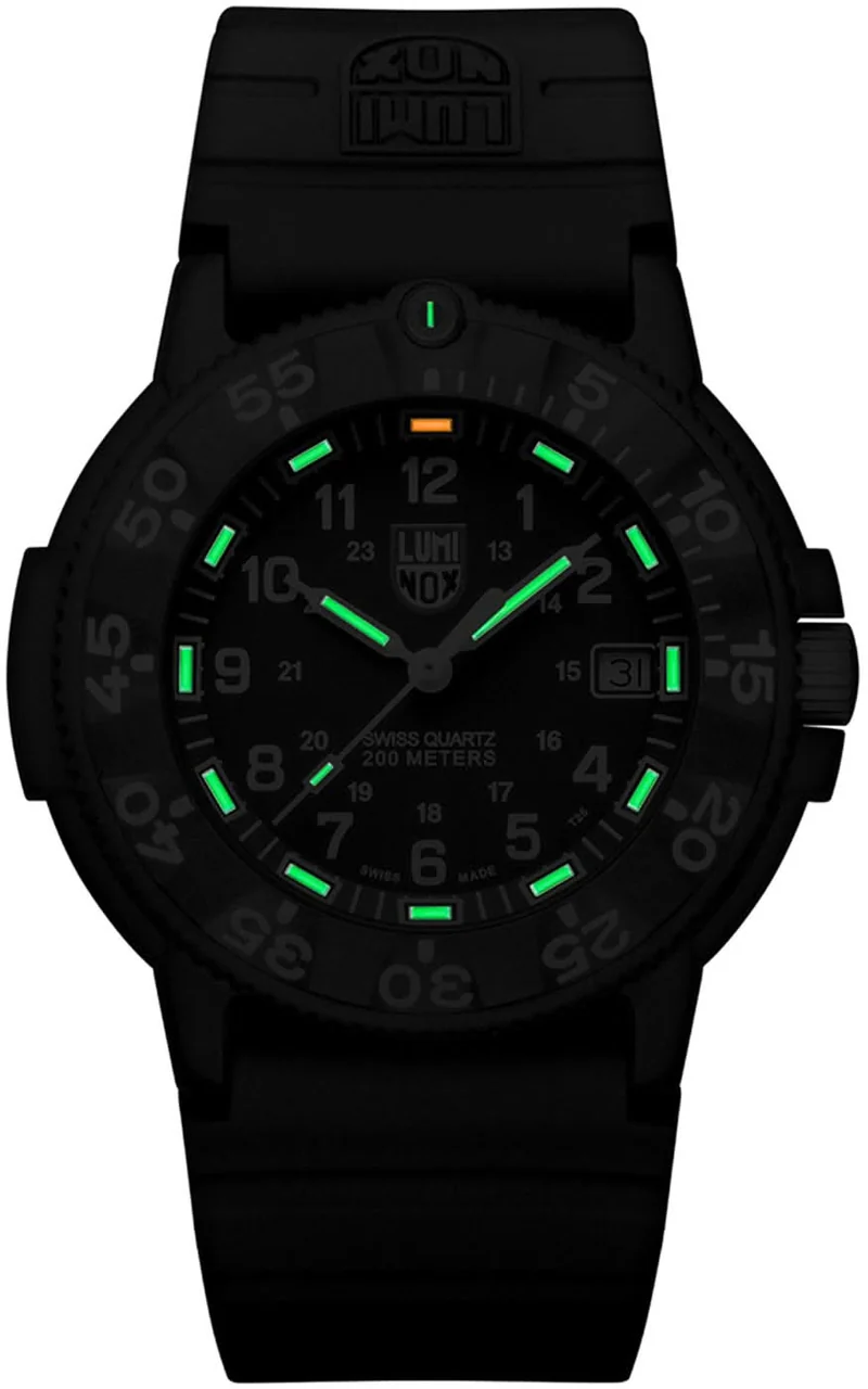 Luminox Navy SEAL XS.3001.F Herrenuhr • LLT Leuchtsystem • Carbonox
