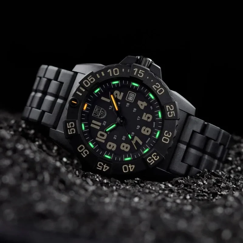 Luminox Navy SEAL XS.3510 Herrenuhr • Carbonox™ • Swiss Made