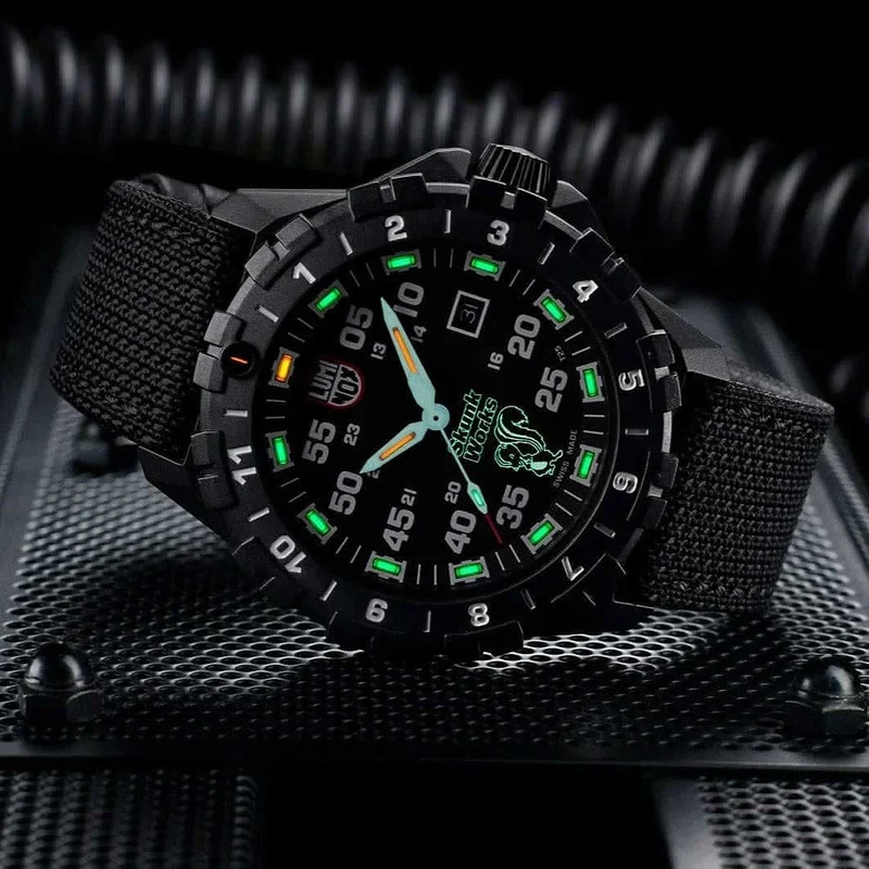 Luminox F-117 Nighthawk XA.6442.H Herrenuhr • Carbonox+ • LLT-System